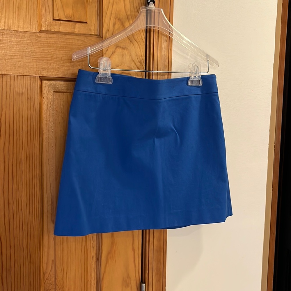 Theory stretch royal blue skirt, size 4
